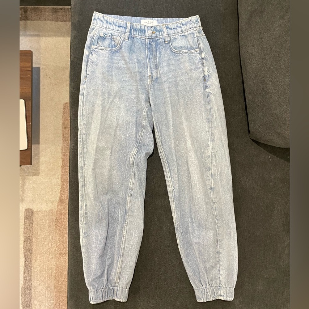 Rag & Bone’s Viral Sweatpant Jean - Faded Blue
